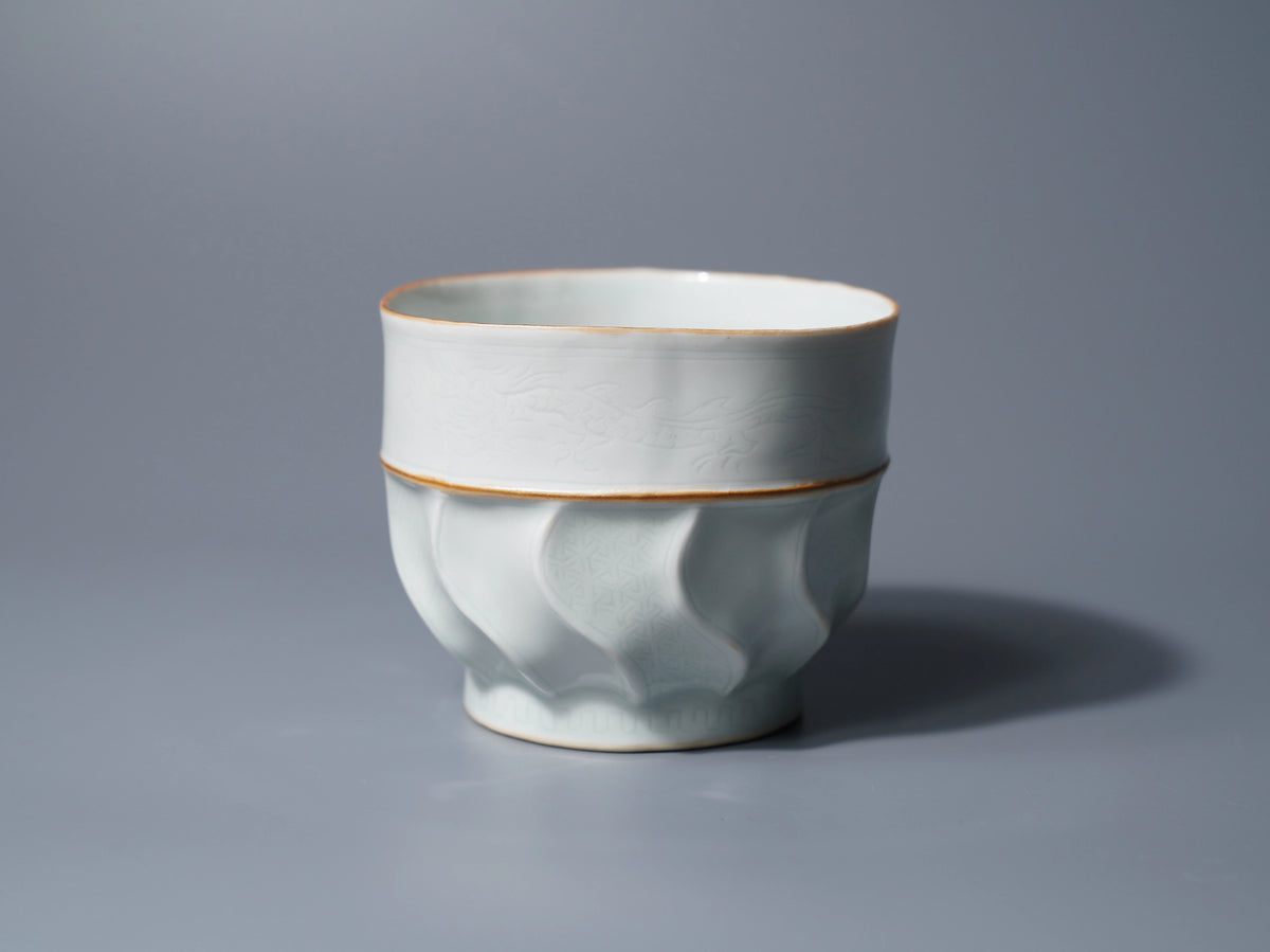 White Porcelain Dragon Design Chawan