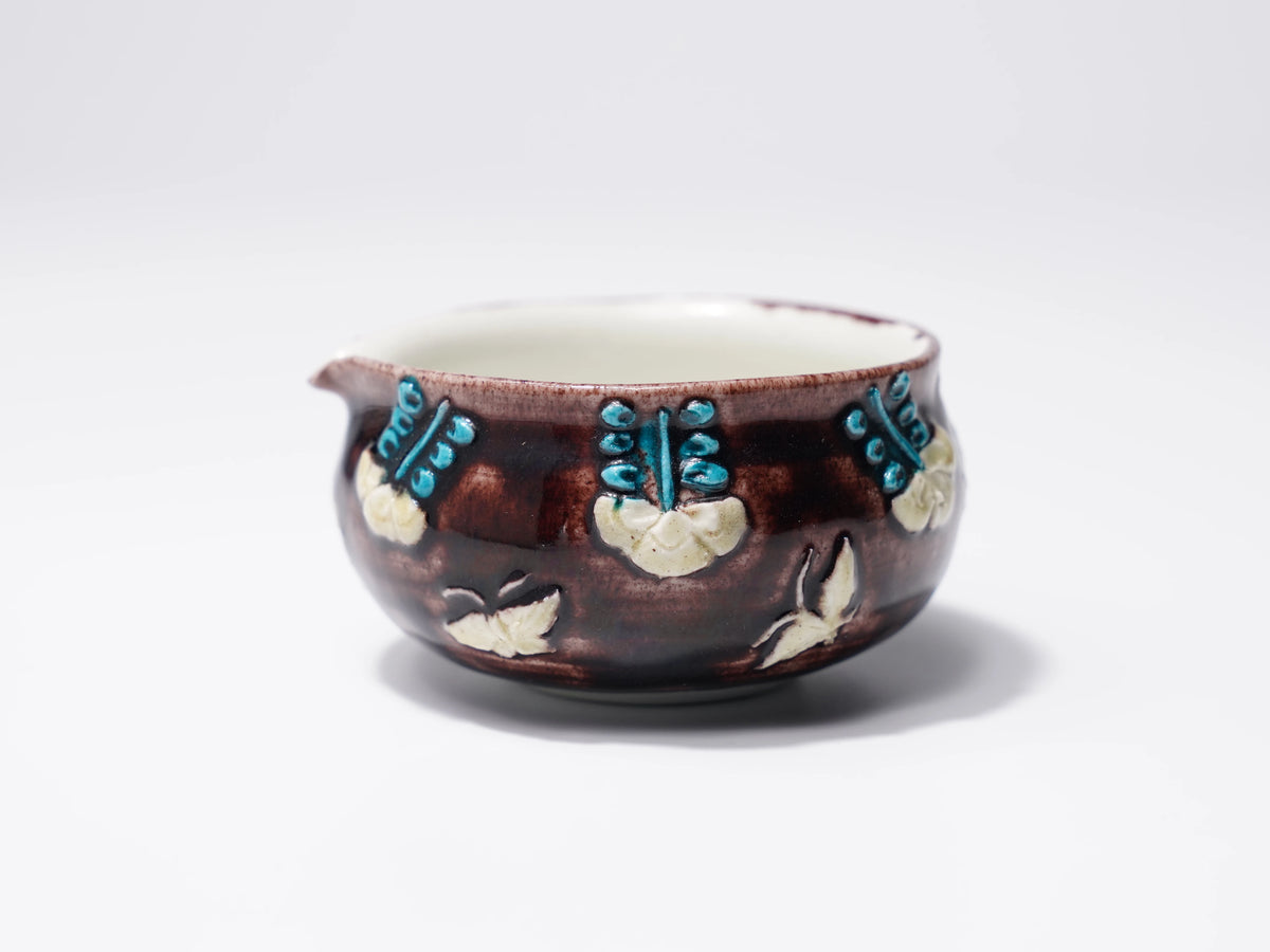 色釉片口注器