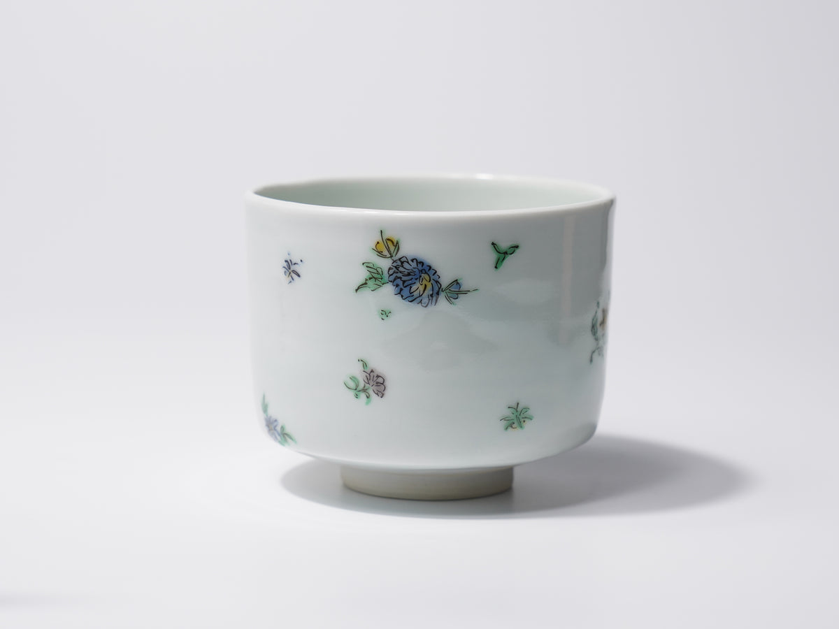 茶碗 五彩花蝶文